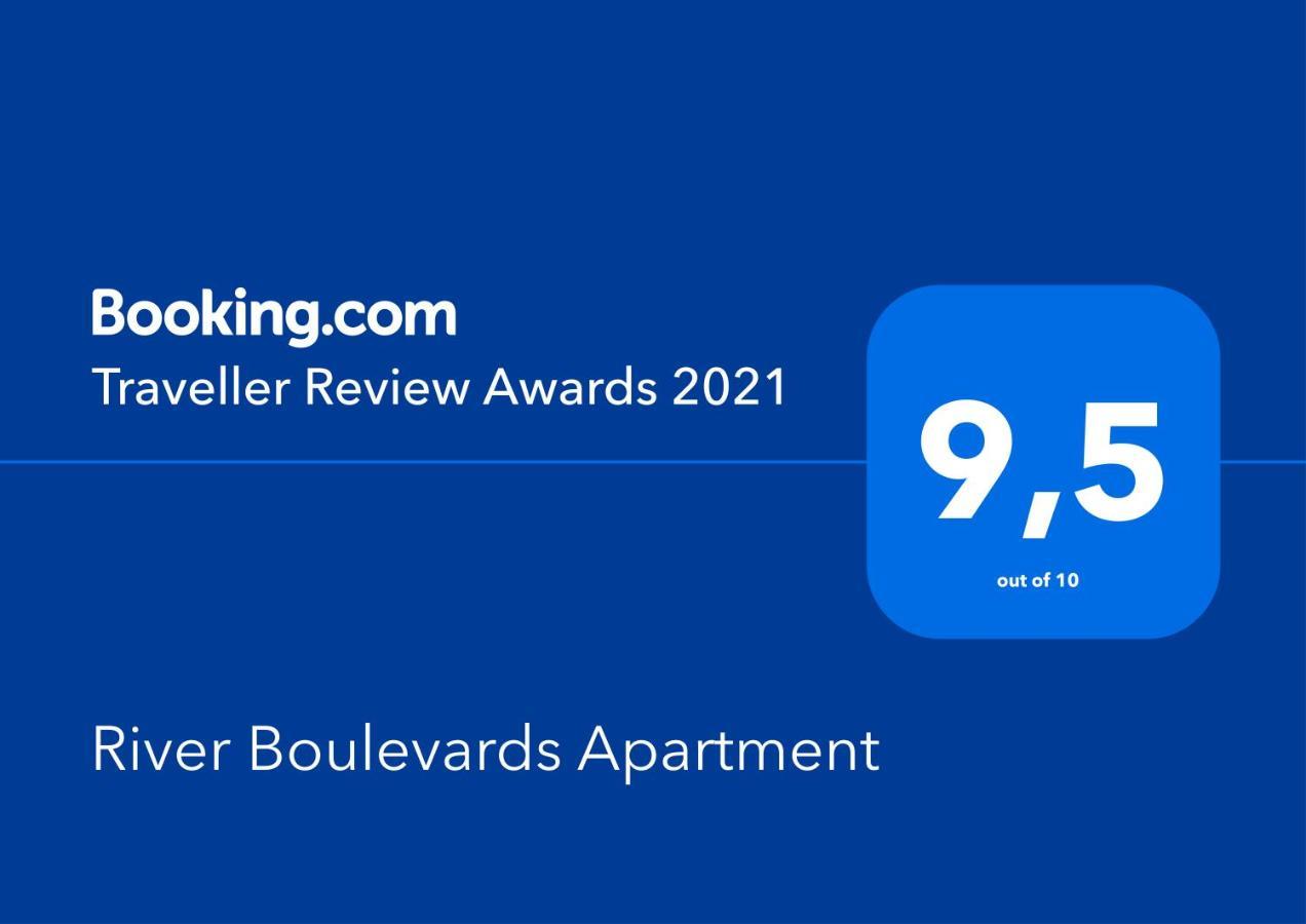 River Boulevards Apartment คราคูฟ ภายนอก รูปภาพ