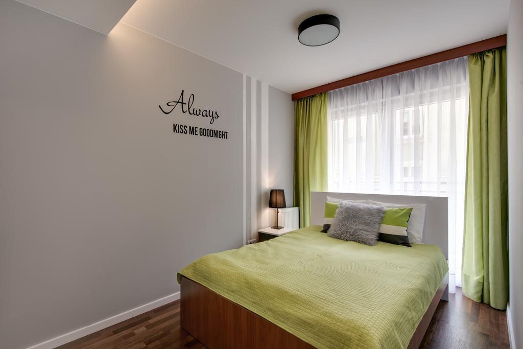 River Boulevards Apartment คราคูฟ ภายนอก รูปภาพ